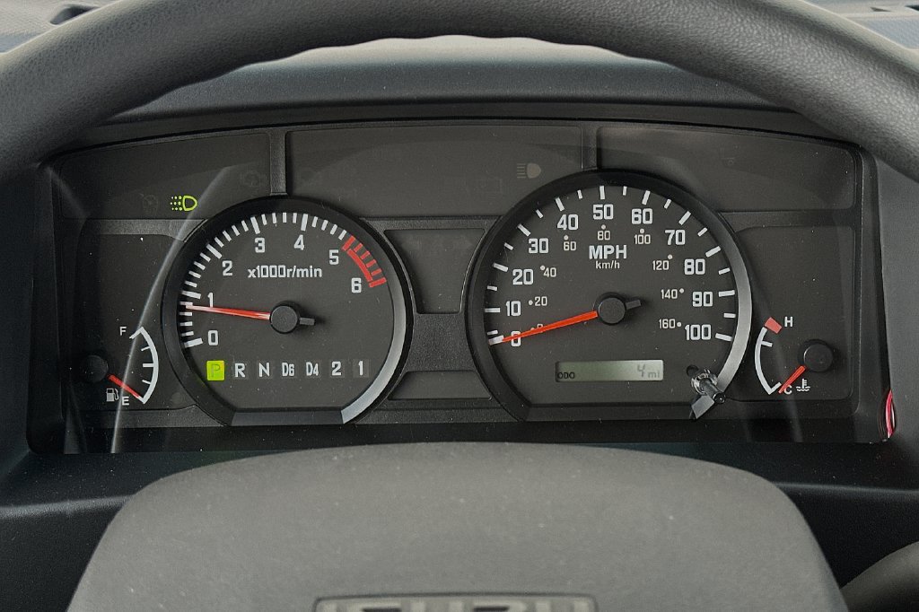 Used 2024 Isuzu NPR RWD image 20