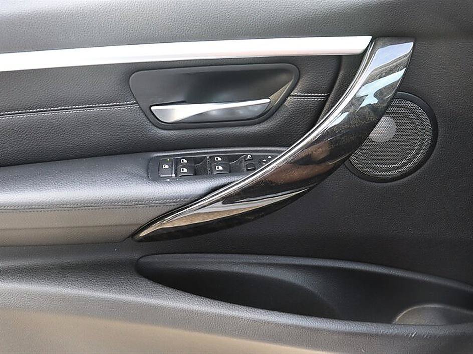Used 2016 BMW 340i Sedan RWD image 40