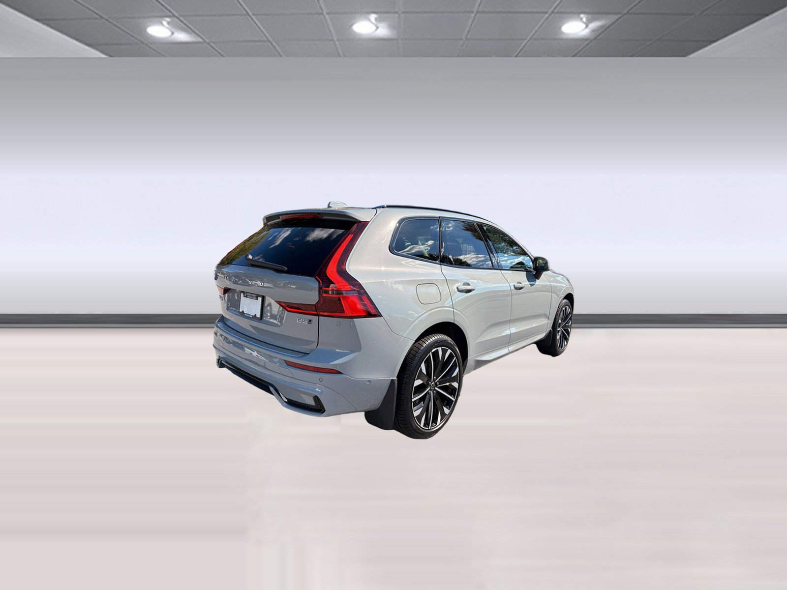 New 2026 Volvo XC60 B5 Ultra w/ Climate Package image 8