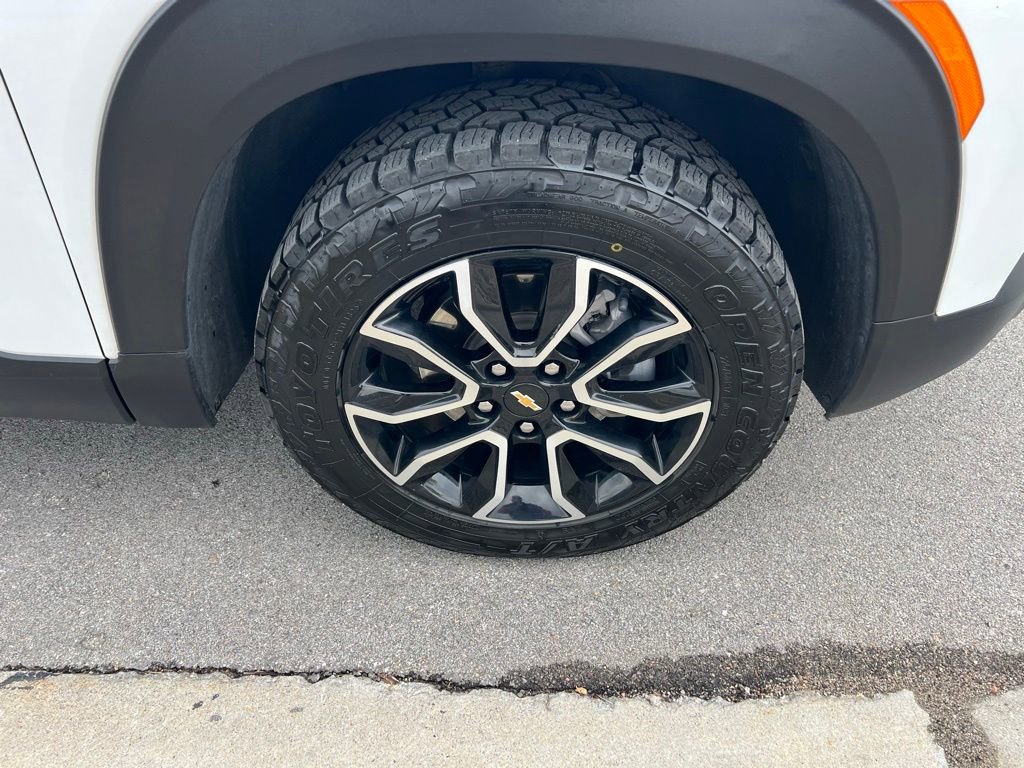Used 2021 Chevrolet TrailBlazer ACTIV w/ Convenience Package AWD/4WD image 12