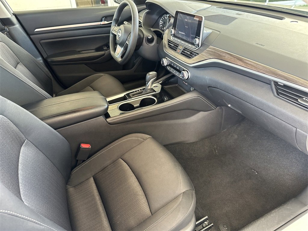 Used 2023 Nissan Altima 2.5 SV image 35