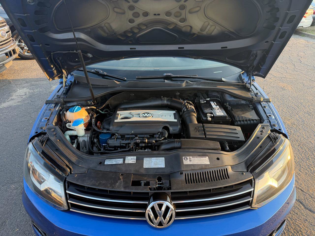 Used 2012 Volkswagen Eos Komfort FWD image 27