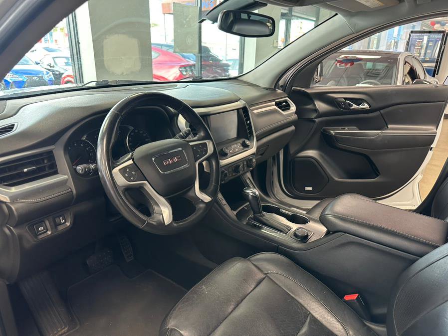 Used 2018 GMC Acadia SLT image 16