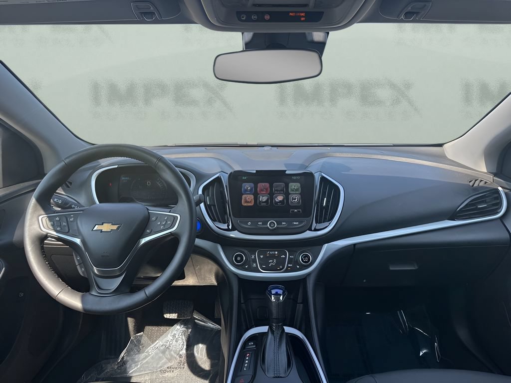 Used 2017 Chevrolet Volt LT w/ Comfort Package FWD image 11
