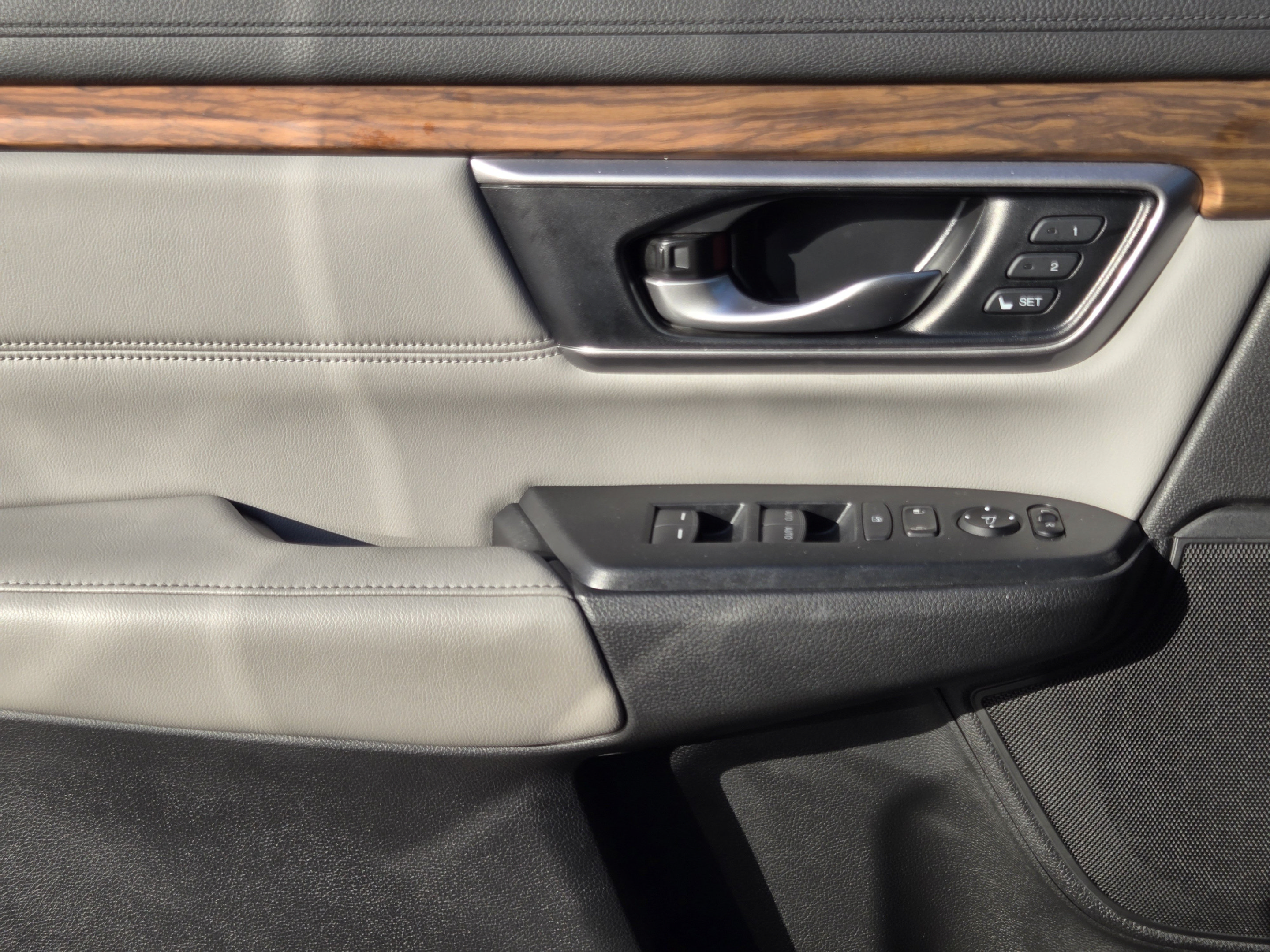 Used 2018 Honda CR-V EX-L image 20