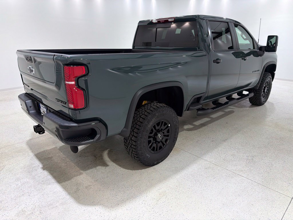 New 2026 Chevrolet Silverado 2500 ZR2 w/ LPO, Dark Essentials Package AWD/4WD image 5
