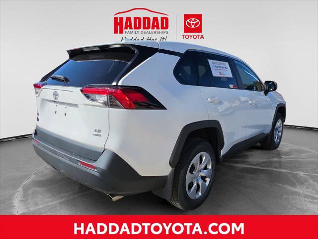 Certified 2024 Toyota RAV4 LE AWD/4WD image 6