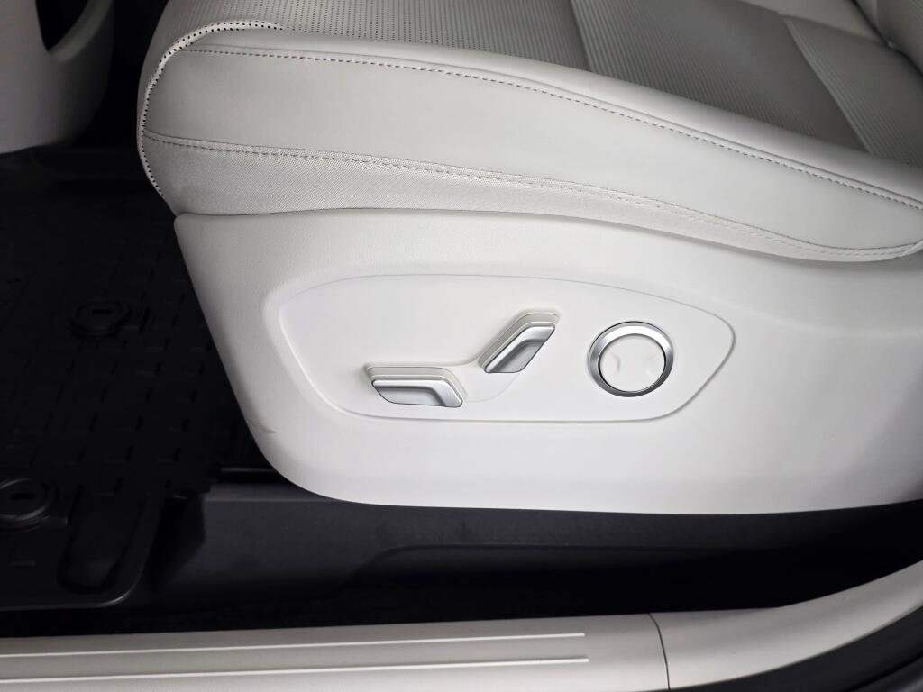 New 2026 Hyundai Ioniq 9 SEL AWD/4WD image 21