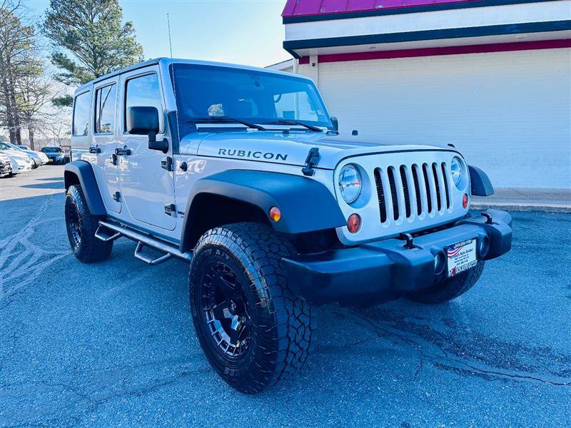 Used 2012 Jeep Wrangler Unlimited Rubicon w/ Max Tow Pkg image 4