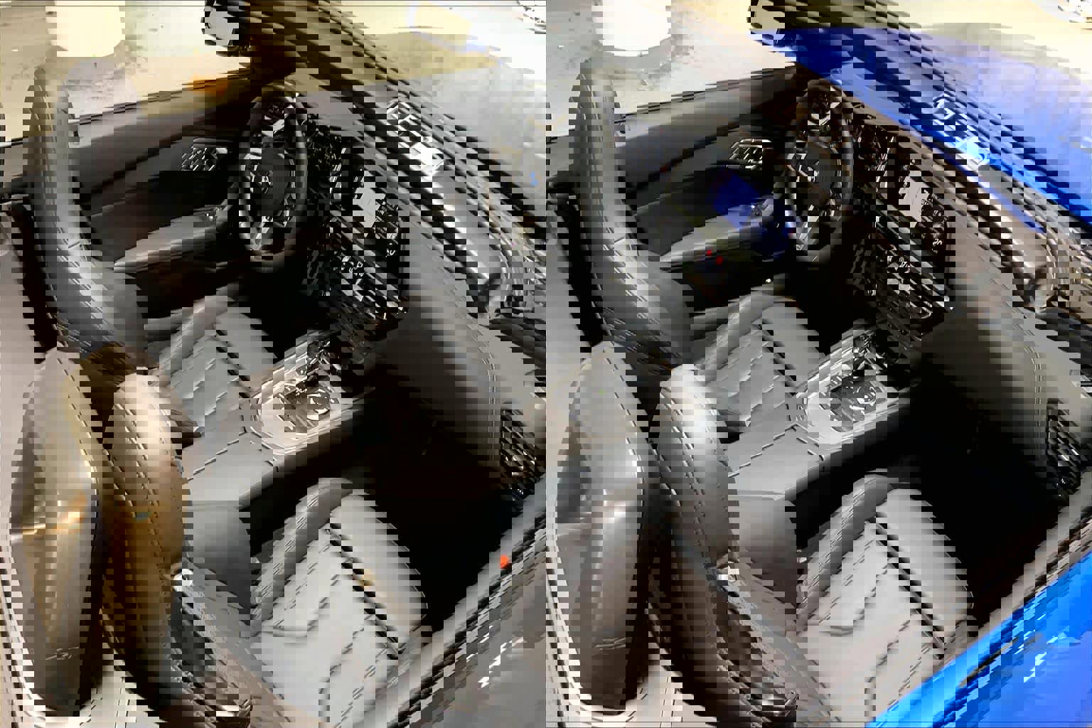 Used 2020 BMW Z4 M40i w/ Premium Package image 13