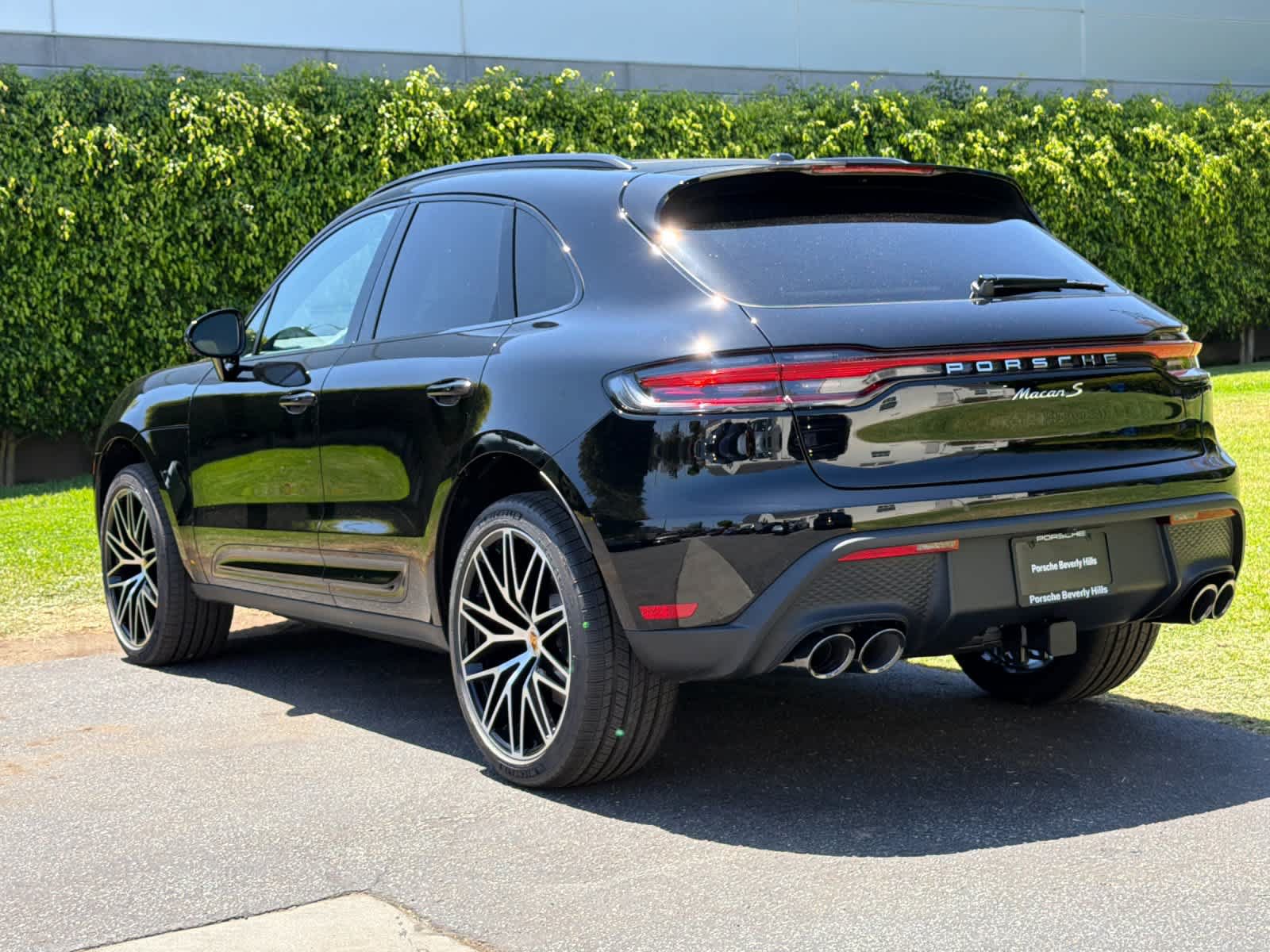 New 2026 Porsche Macan S AWD/4WD image 3