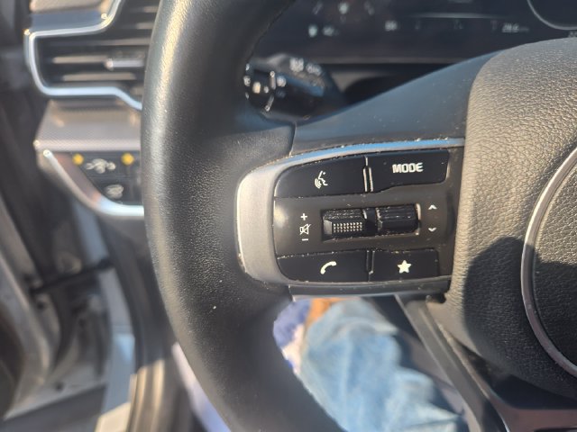 Used 2025 Kia Sportage SX FWD image 15