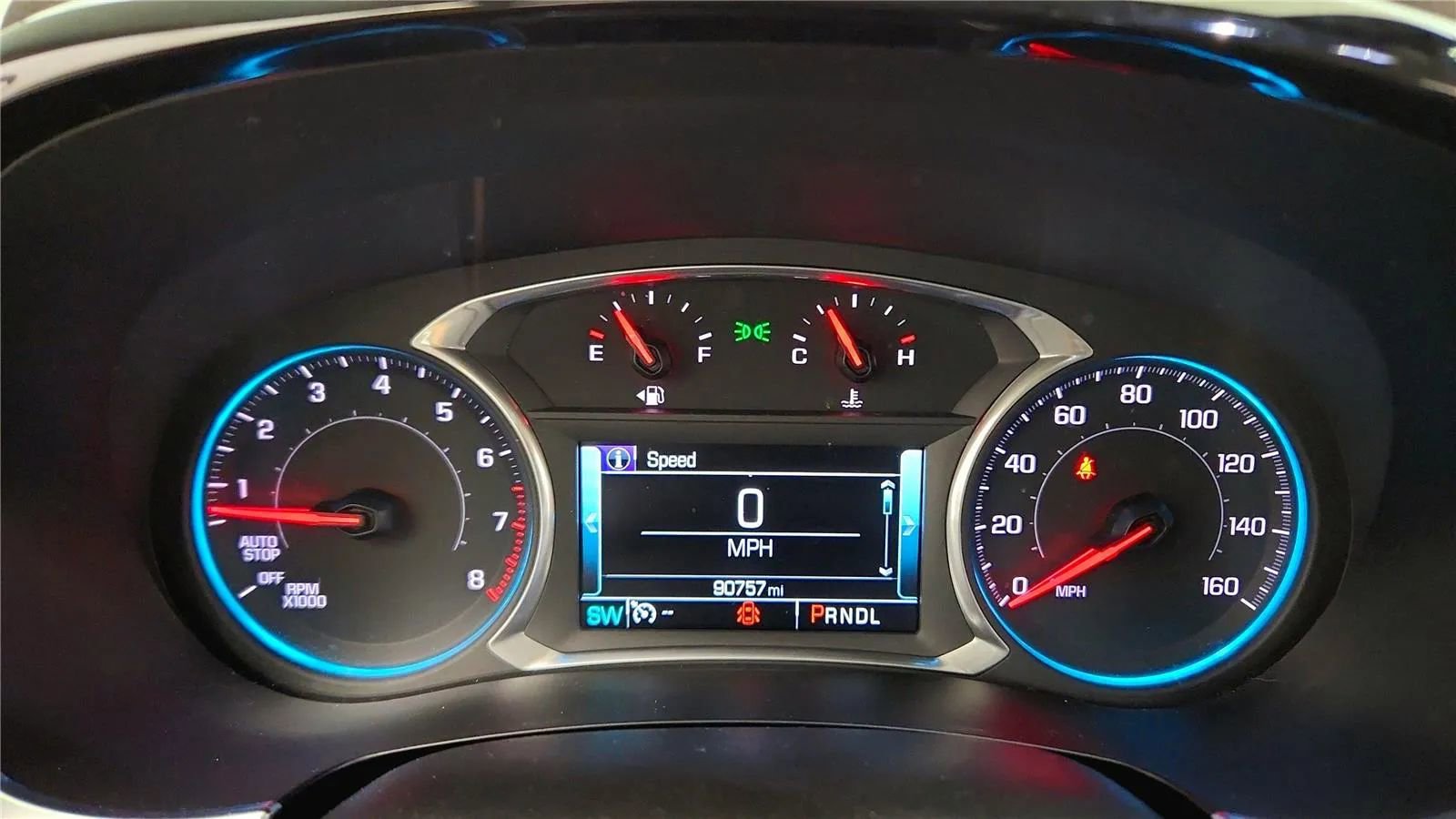 Used 2018 Chevrolet Traverse LT image 24