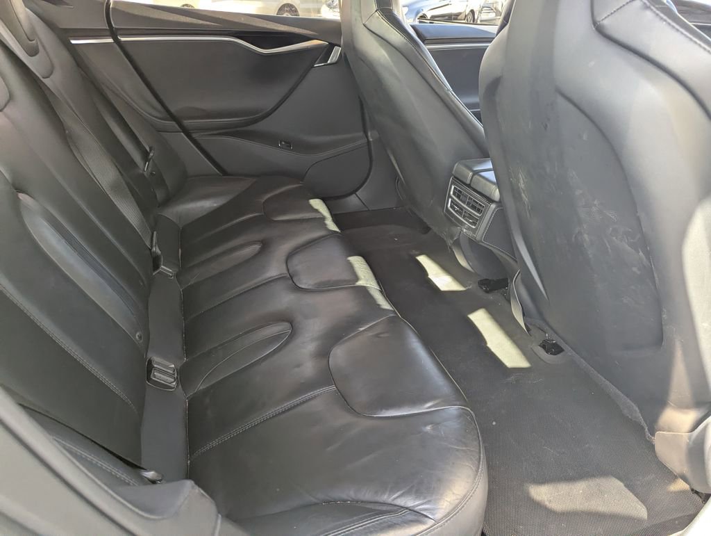 Used 2014 Tesla Model S 60 RWD image 27