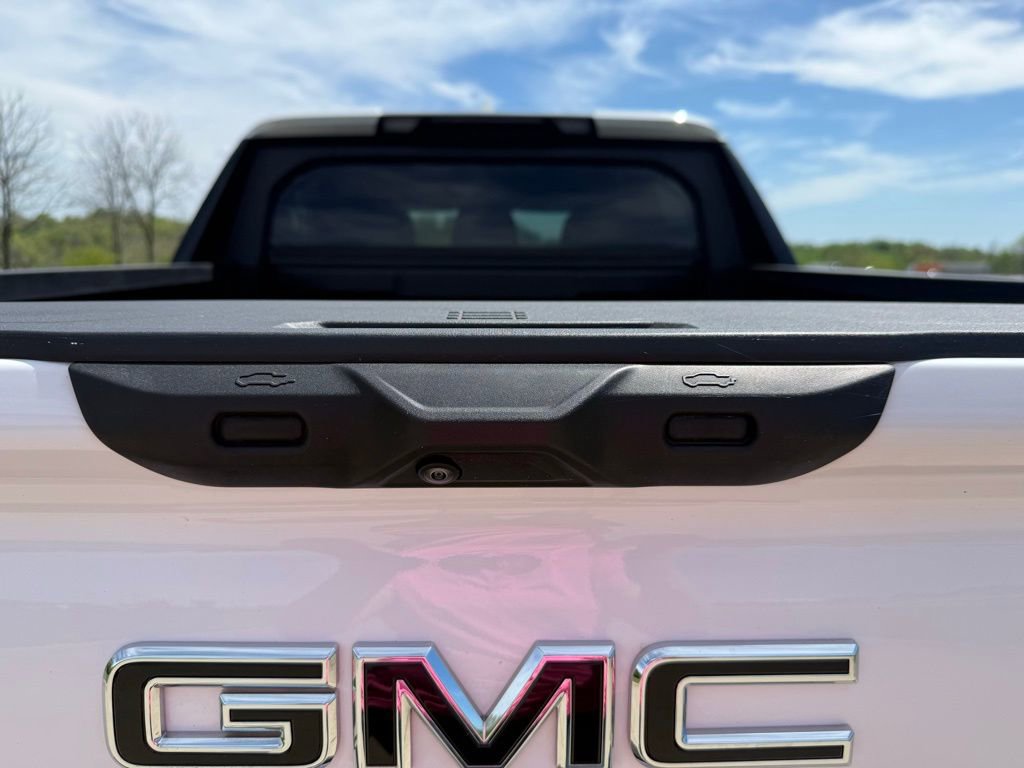 Used 2025 GMC Sierra EV Denali image 7