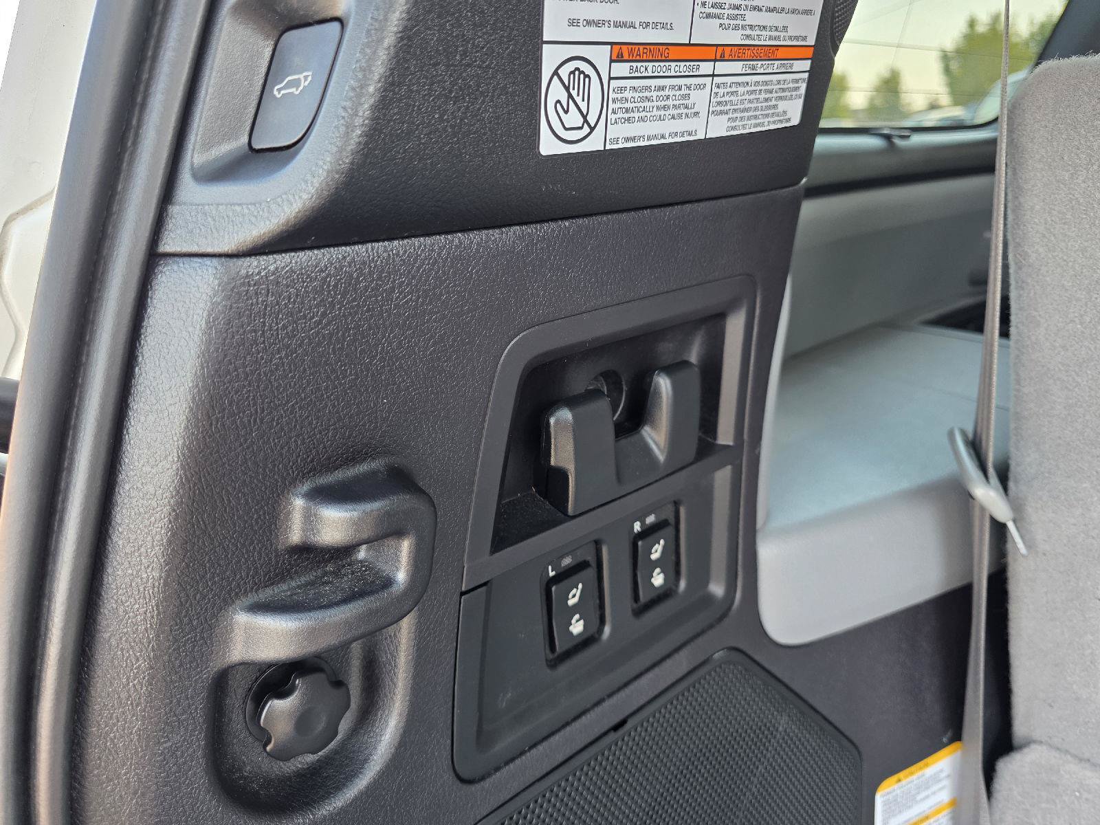 Used 2018 Toyota Sequoia Platinum AWD/4WD image 27