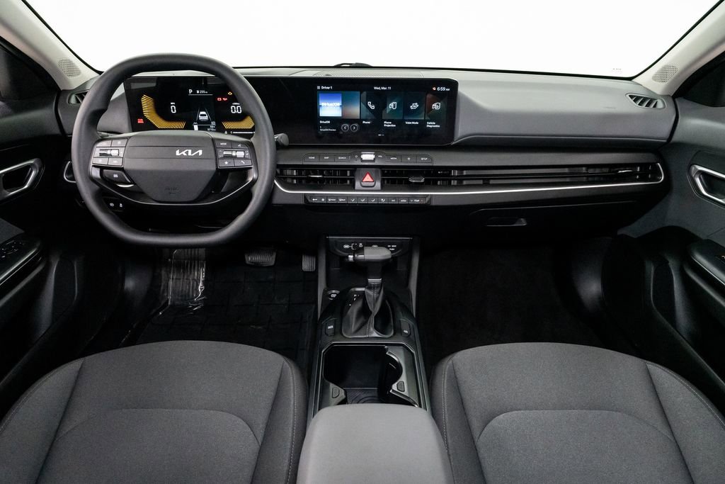Certified 2025 Kia K4 LXS image 24