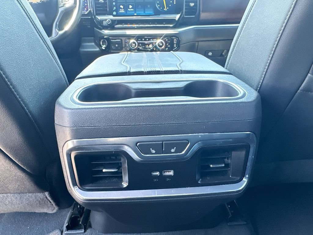 Used 2023 Chevrolet Silverado 1500 High Country w/ Technology Package AWD/4WD image 24