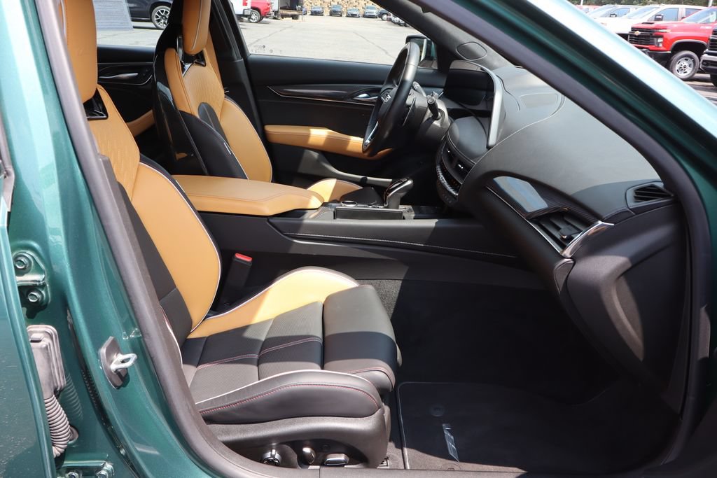 Used 2025 Cadillac CT5 V Blackwing w/ Precision Package RWD image 20