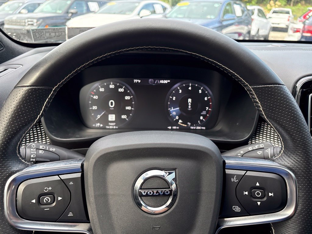 Used 2021 Volvo XC40 T5 R-Design AWD/4WD image 23