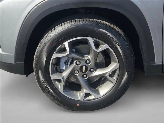 New 2026 Chevrolet Trax LT w/ Sunroof Package image 10