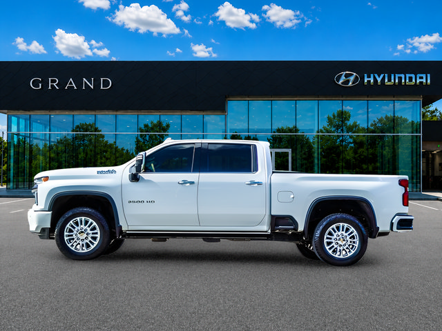 Used 2021 Chevrolet Silverado 3500 High Country w/ Z71 Off-Road Package AWD/4WD image 3