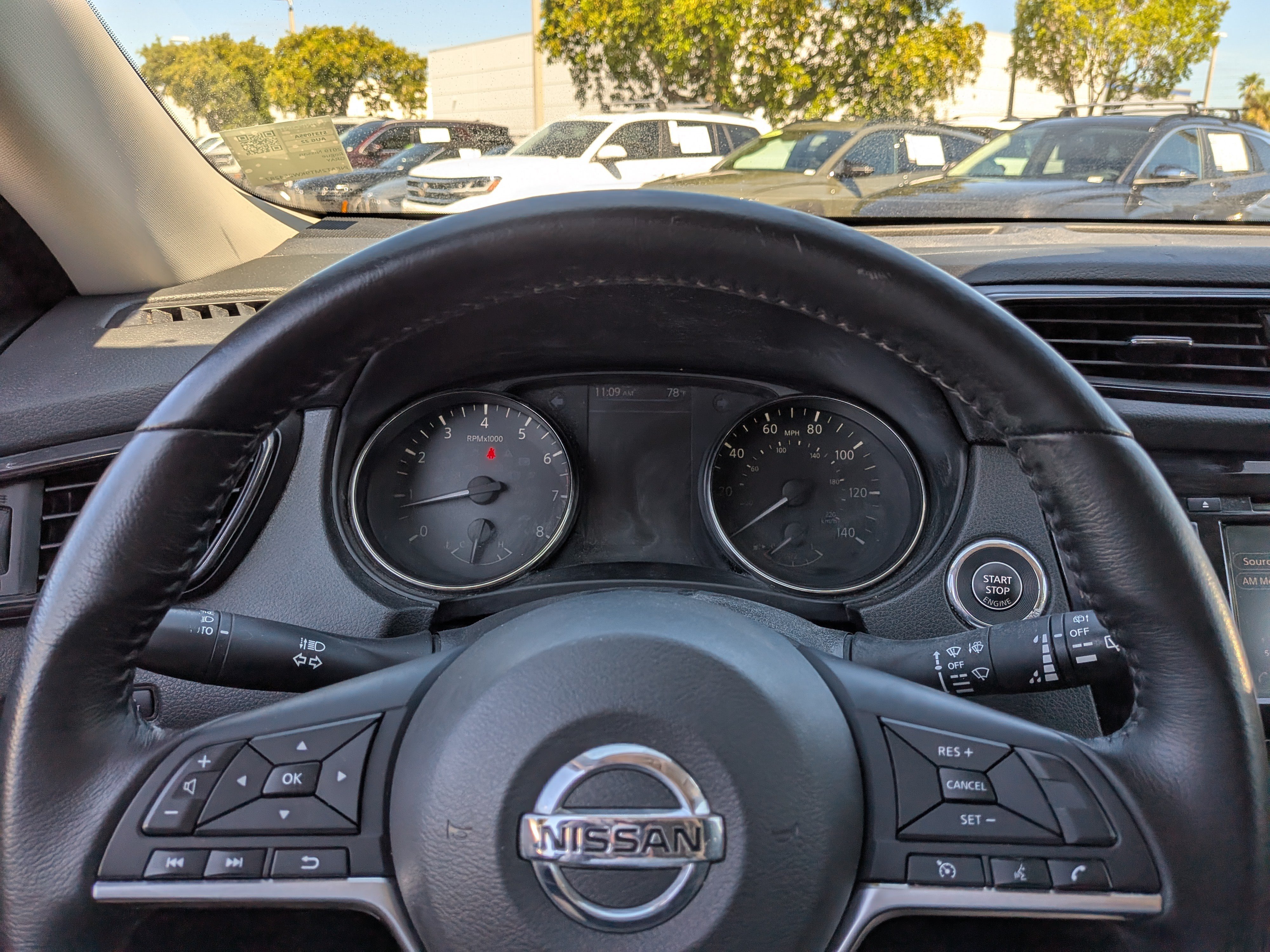 Used 2019 Nissan Rogue SV FWD image 26
