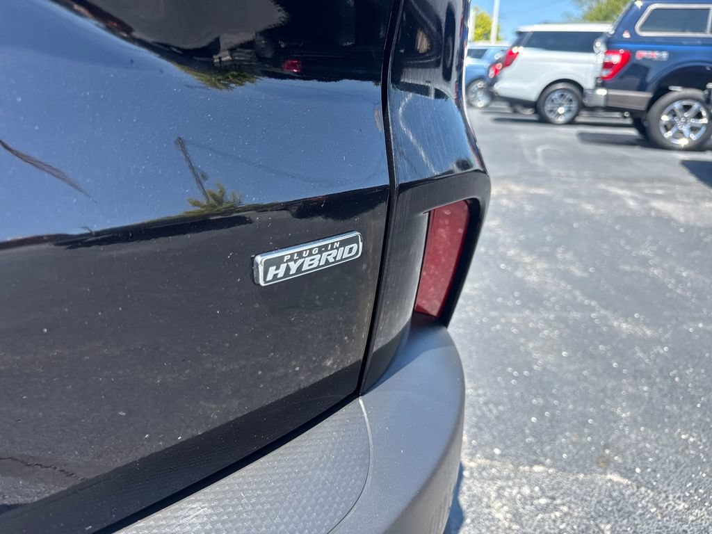 Used 2024 Ford Escape SE FWD image 17