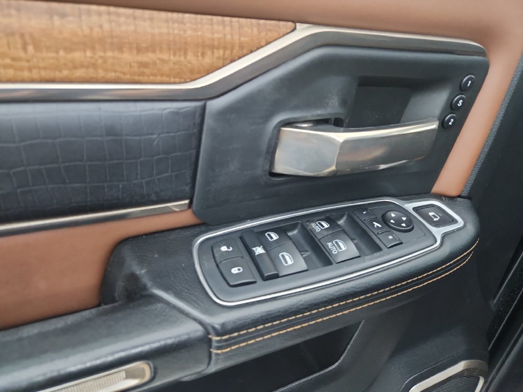 Used 2019 RAM 2500 Limited AWD/4WD image 14