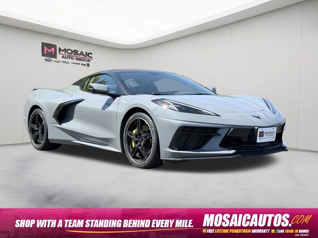 Used 2024 Chevrolet Corvette Stingray Premium Conv w/ Z51 Performance Package RWD image 9