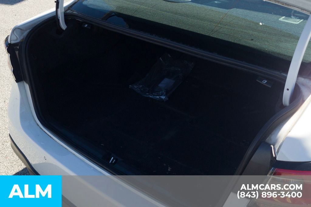 Used 2023 Subaru Legacy Limited image 8