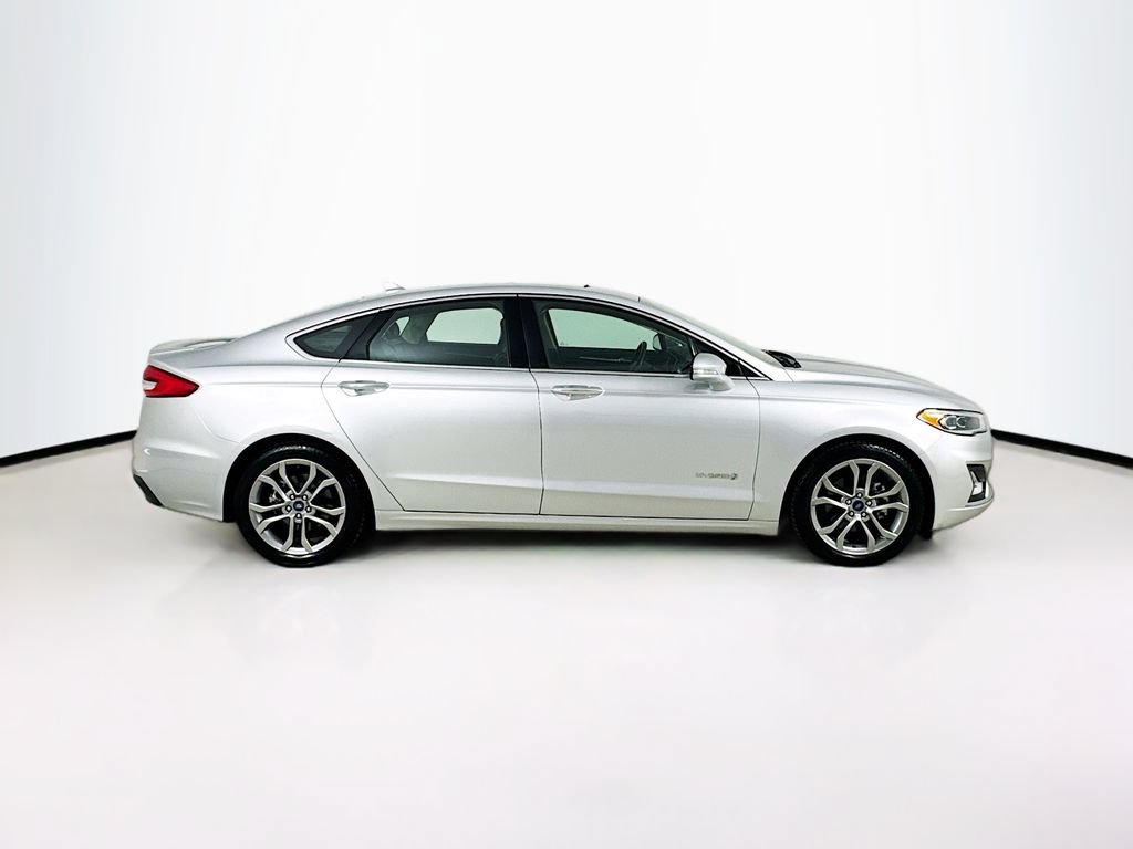 Used 2019 Ford Fusion Titanium FWD image 8