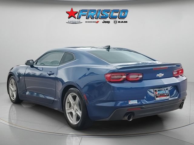Used 2021 Chevrolet Camaro LT RWD image 5