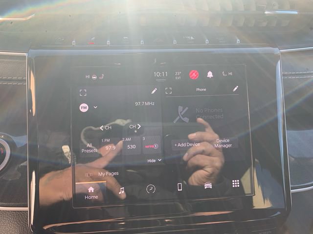 Used 2023 Jeep Grand Cherokee Altitude image 32