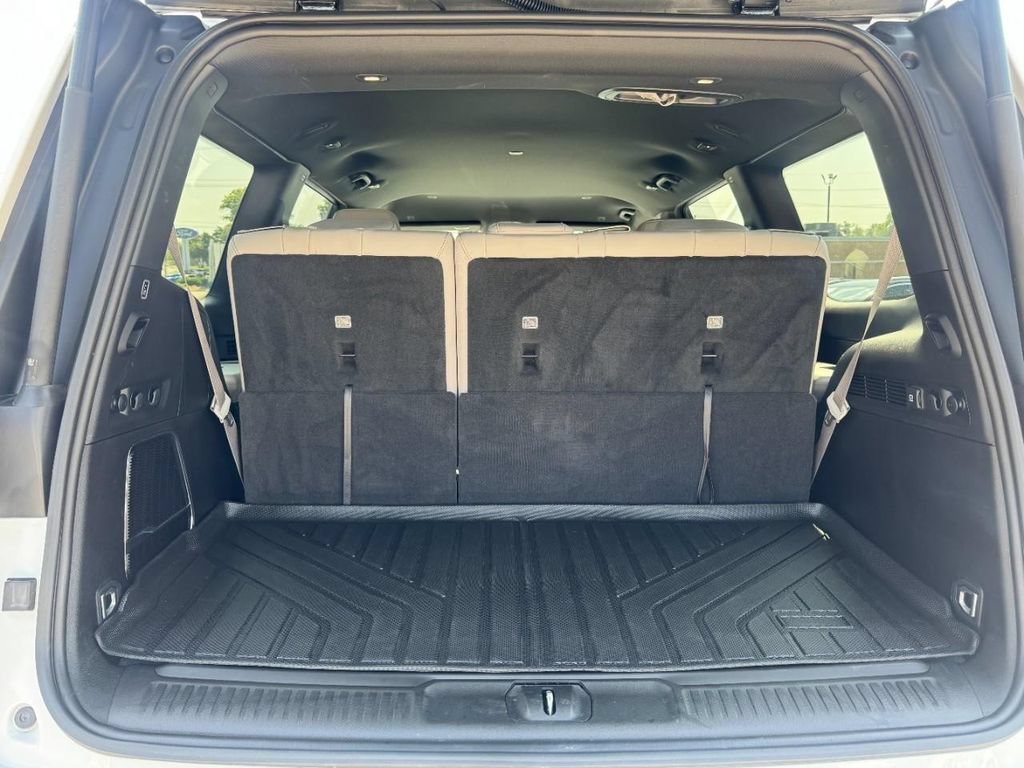 Used 2025 Jeep Wagoneer Series II AWD/4WD image 6