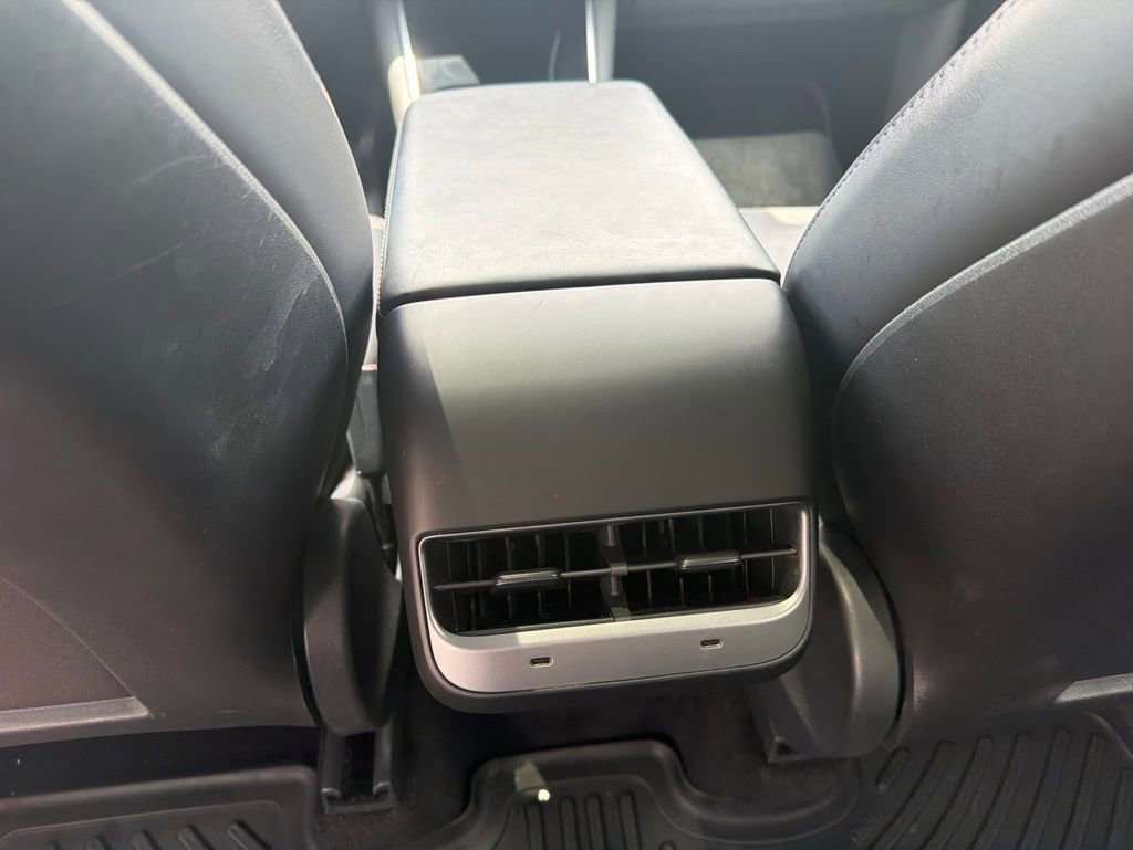 Used 2021 Tesla Model Y 2WD image 12