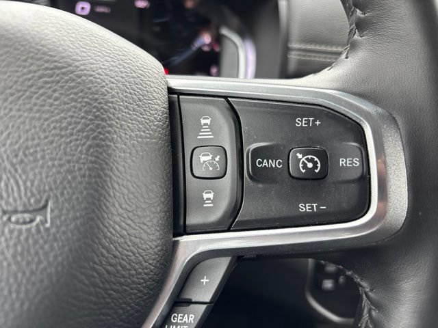 Used 2024 RAM 3500 Laramie AWD/4WD image 19