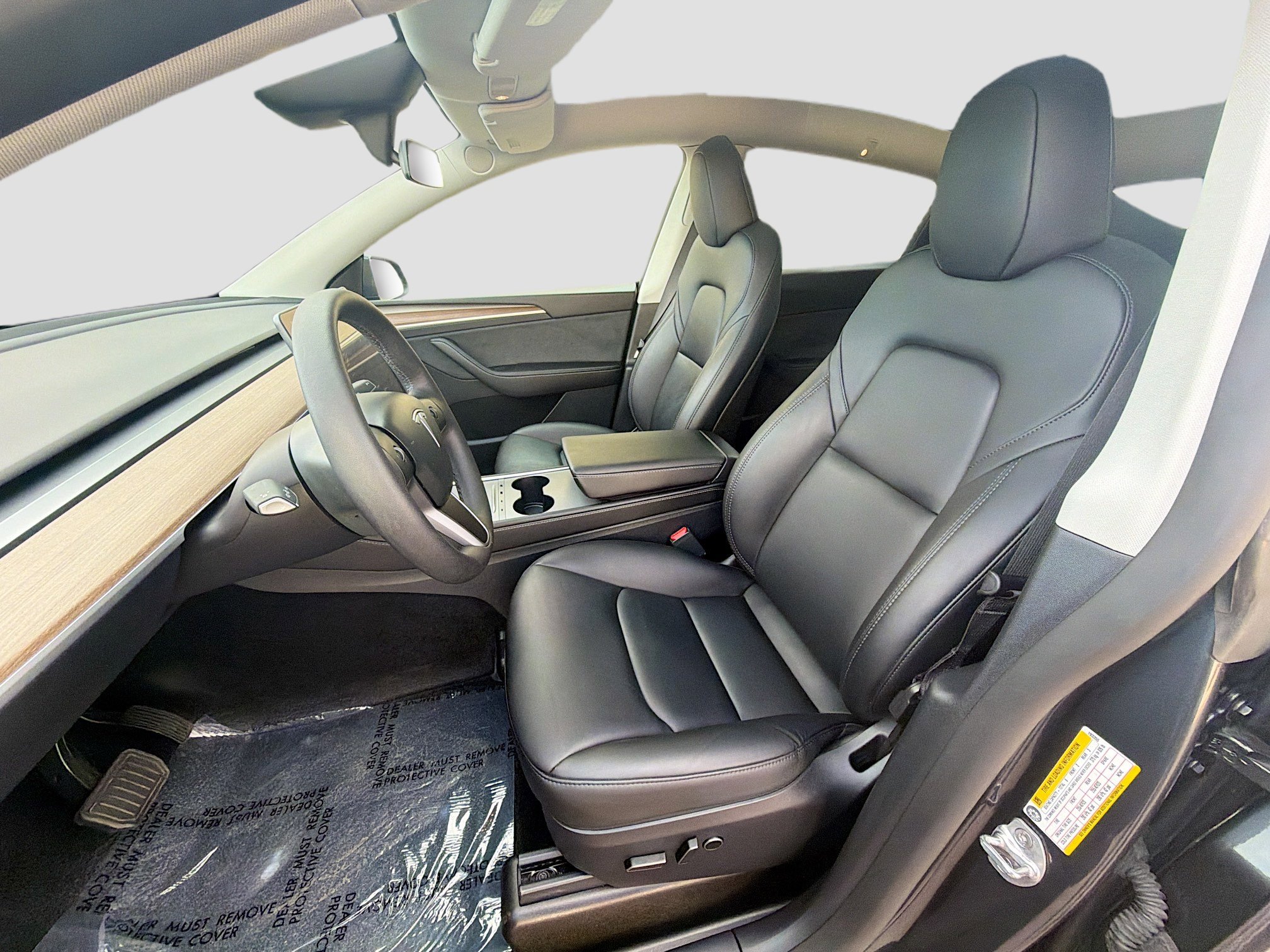 Used 2024 Tesla Model Y Long Range image 13