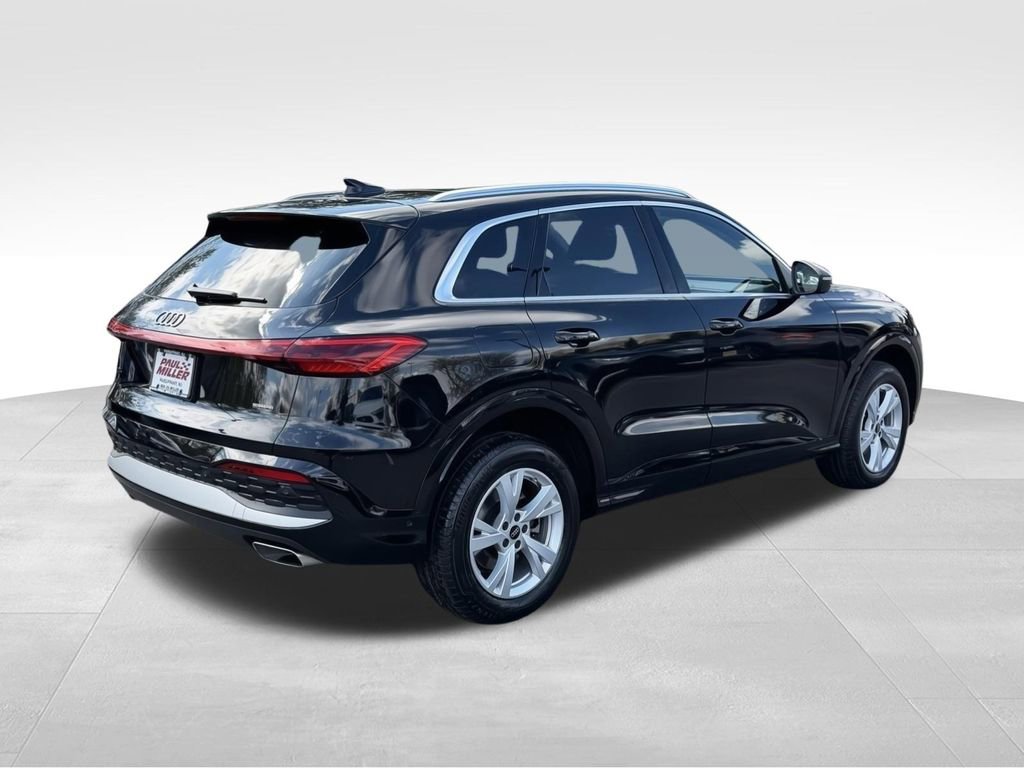 Used 2025 Audi Q5 Premium w/ Convenience Package AWD/4WD image 9