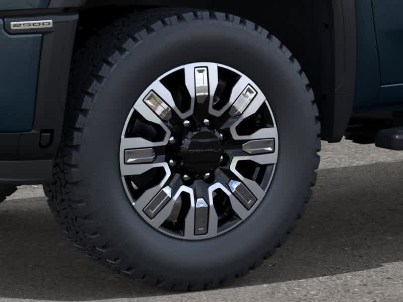 New 2026 GMC Sierra 2500 Denali w/ Denali Reserve Package AWD/4WD image 9