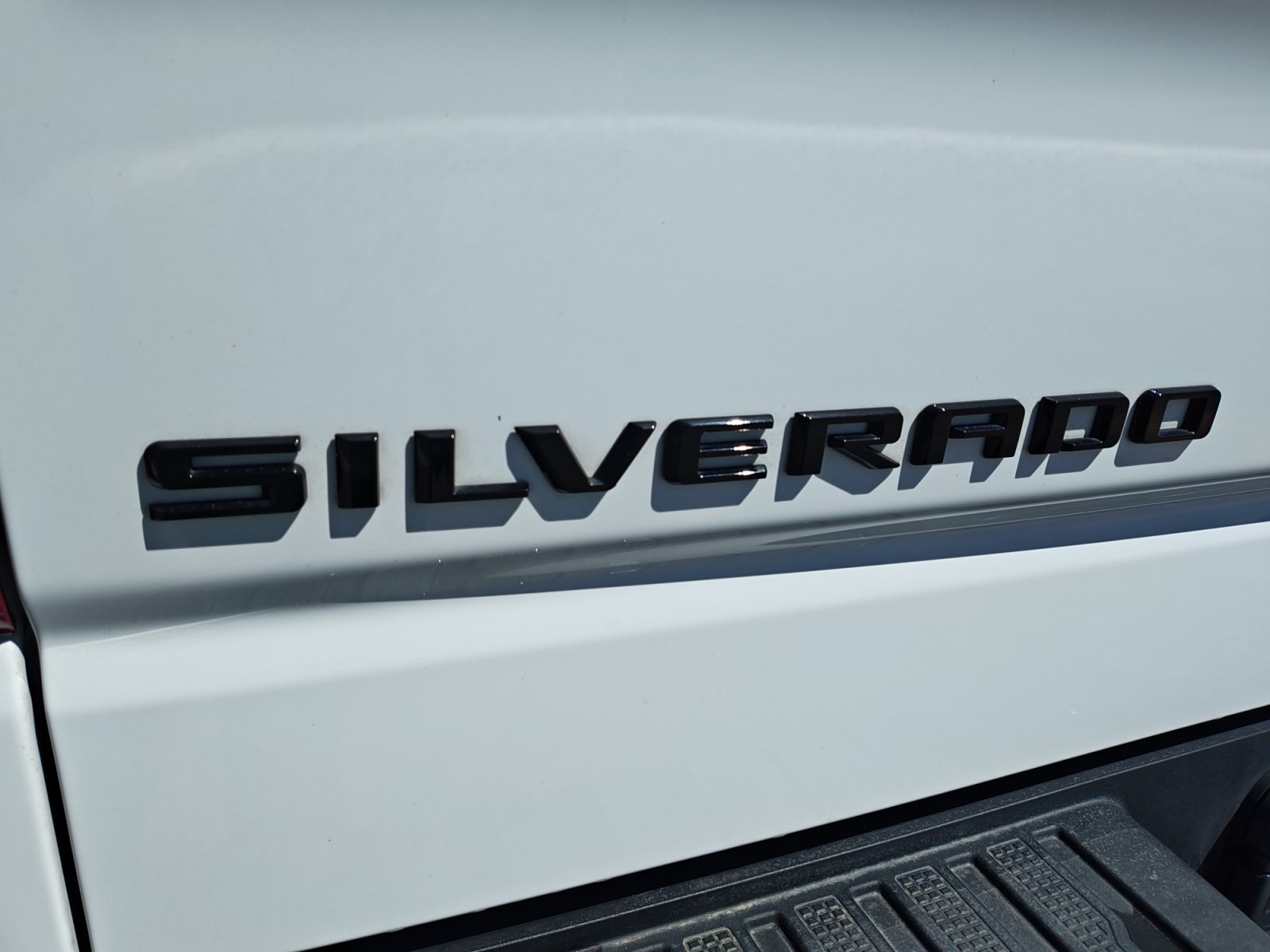 Used 2023 Chevrolet Silverado 1500 RST w/ Z71 Off-Road Package AWD/4WD image 25