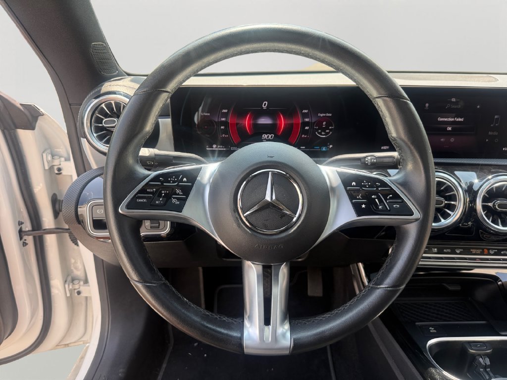 Used 2025 Mercedes-Benz CLA 250 4MATIC image 12