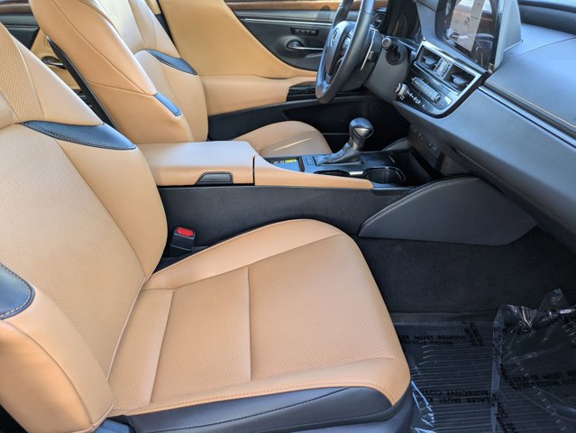 Used 2025 Lexus ES 350 w/ Premium Package FWD image 20