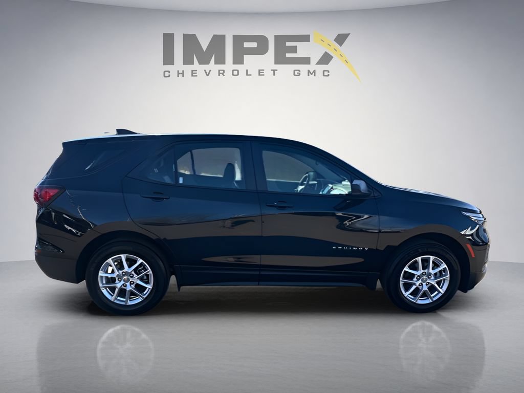 Used 2024 Chevrolet Equinox LS FWD image 6