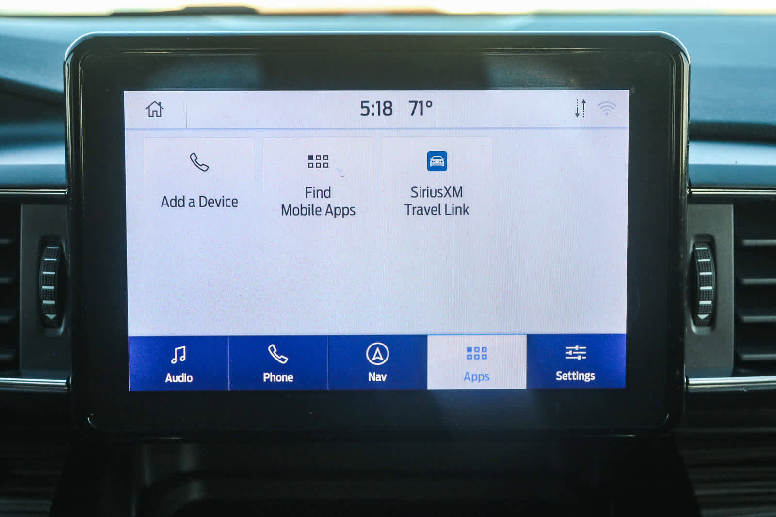 Used 2020 Ford Explorer Limited w/ Class III Trailer Tow Package image 14