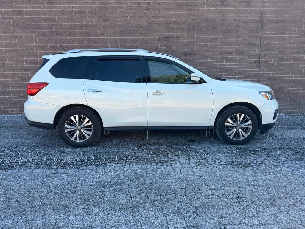 Used 2018 Nissan Pathfinder SL image 6