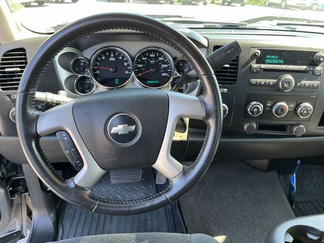 Used 2007 Chevrolet Silverado 1500 LT w/ Towing Package AWD/4WD image 12
