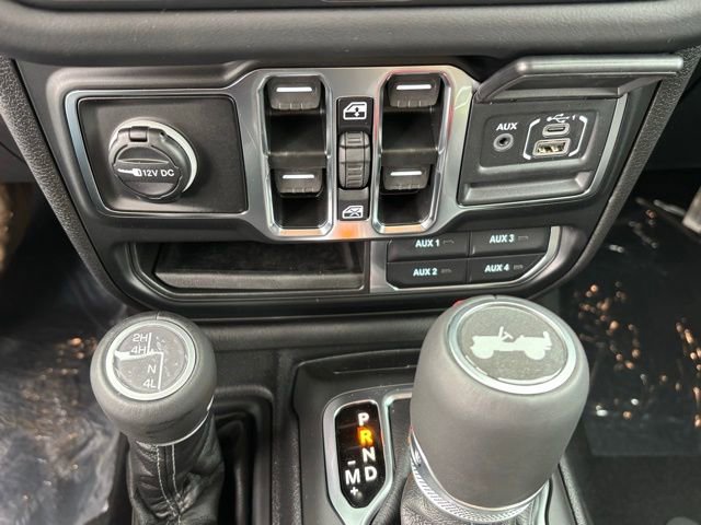 New 2025 Jeep Wrangler Sahara image 15