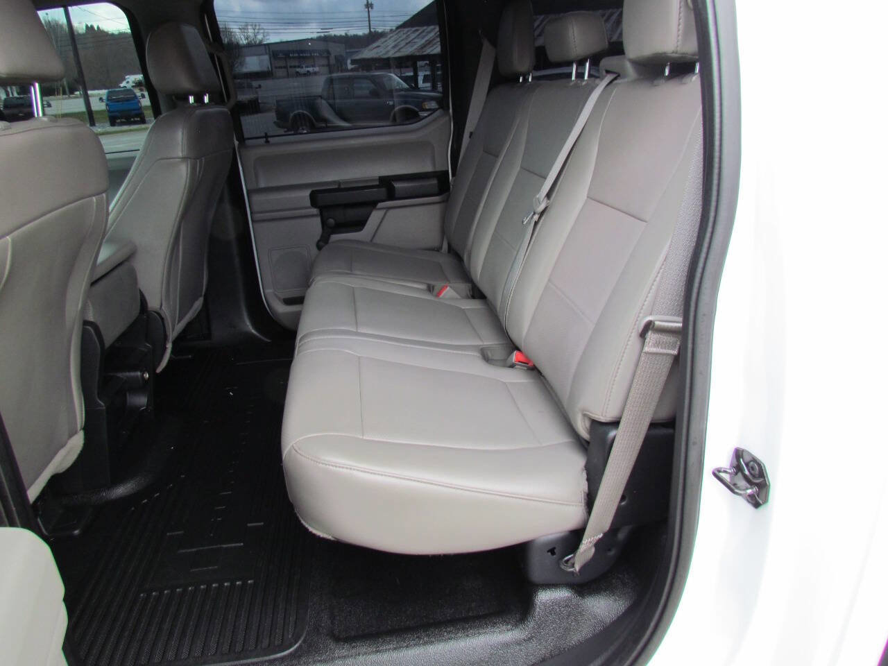 Used 2018 Ford F450 XL w/ XL Value Package image 12