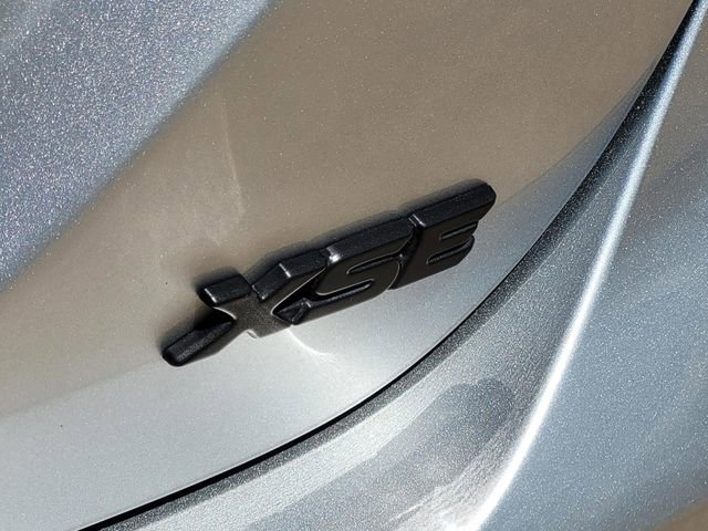 Used 2024 Toyota Camry XSE FWD image 8